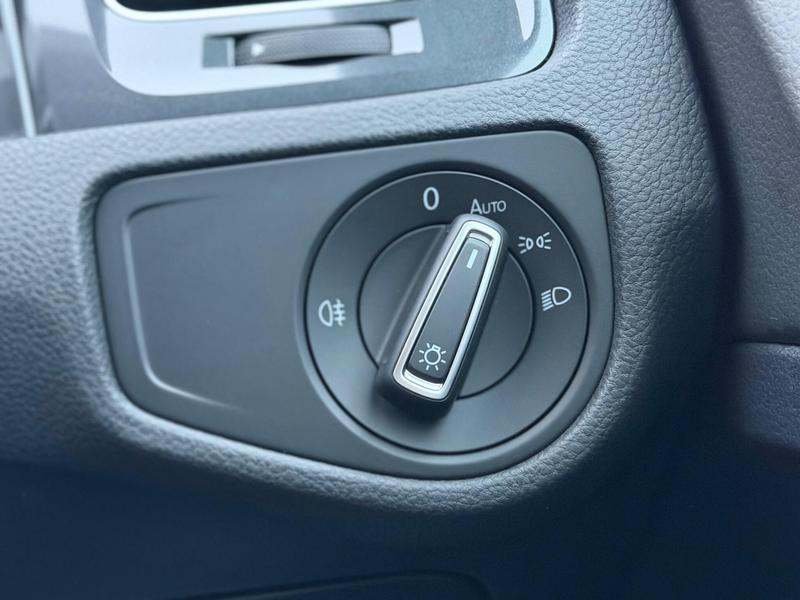 Used Volkswagen Golf 2018 for sale - 76949091: Photo 39