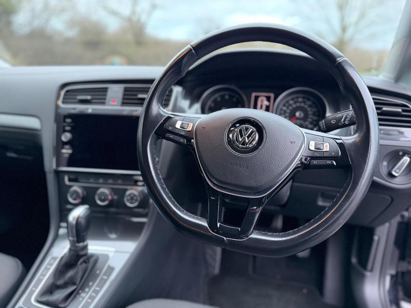 Used Volkswagen Golf 2018 for sale - 76949091: Photo 49