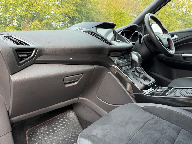 Used Ford Kuga 2018 for sale - 77248644: Photo 2