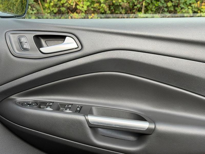 Used Ford Kuga 2018 for sale - 77248644: Photo 52