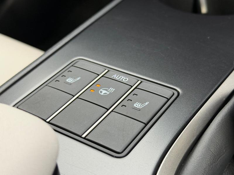 Used Lexus UX 2023 for sale - 76888208: Photo 17