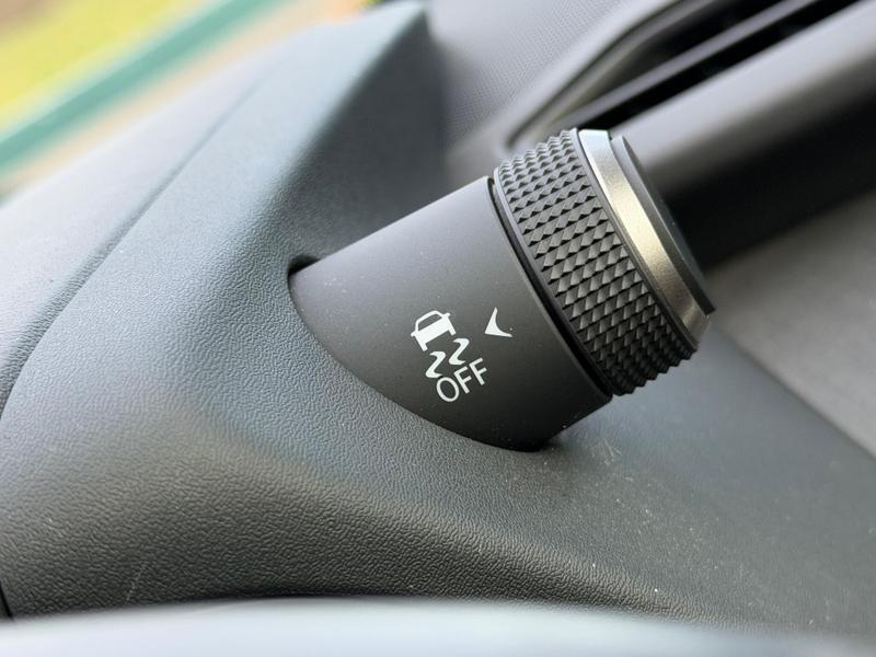 Used Lexus UX 2023 for sale - 76888208: Photo 22