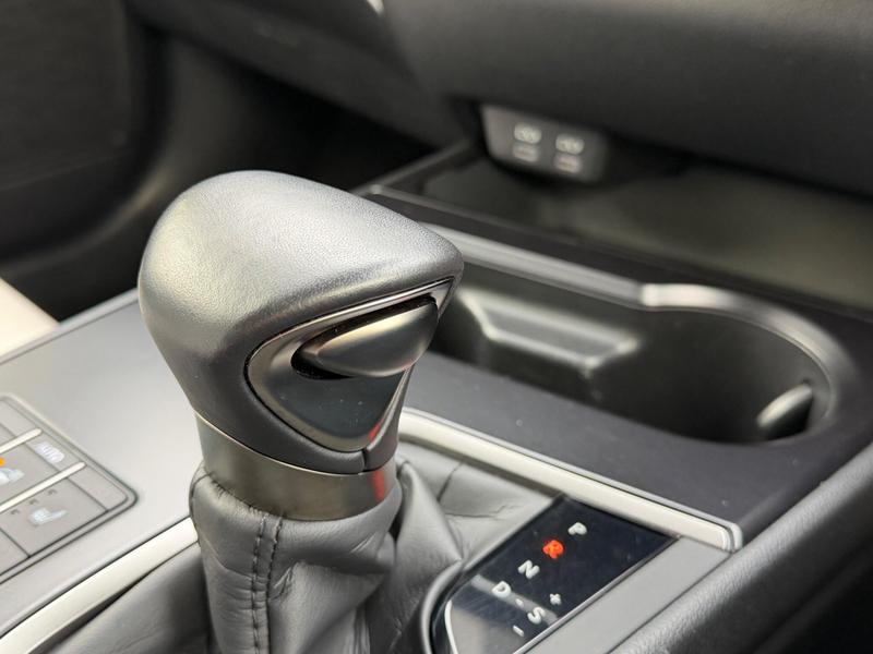 Used Lexus UX 2023 for sale - 76888208: Photo 27