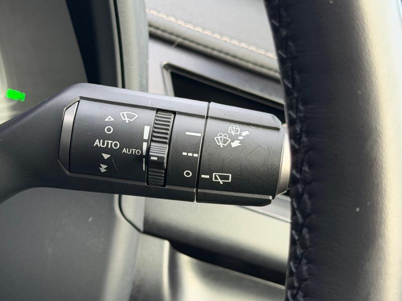 Used Lexus UX 2023 for sale - 76888208: Photo 30