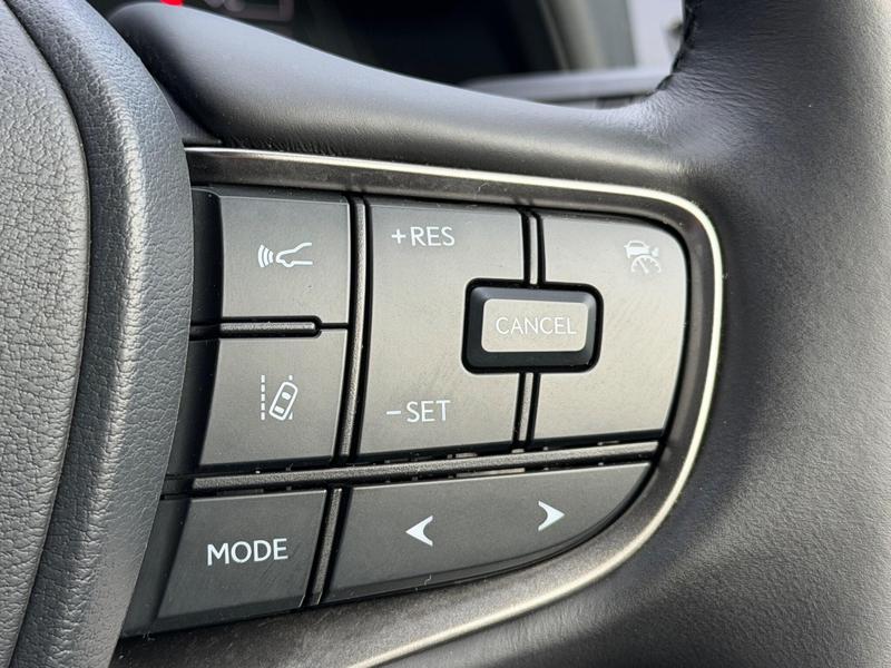 Used Lexus UX 2023 for sale - 76888208: Photo 32