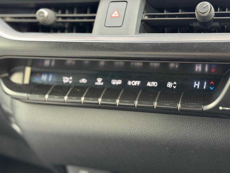 Used Lexus UX 2023 for sale - 76888208: Photo 36