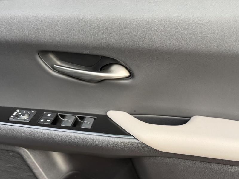 Used Lexus UX 2023 for sale - 76888208: Photo 38