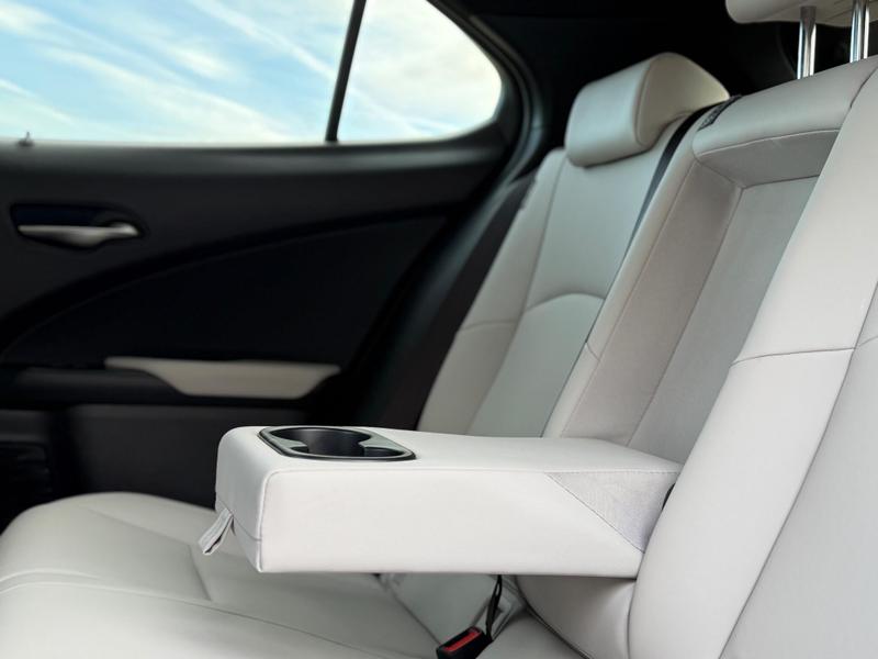Used Lexus UX 2023 for sale - 76888208: Photo 54
