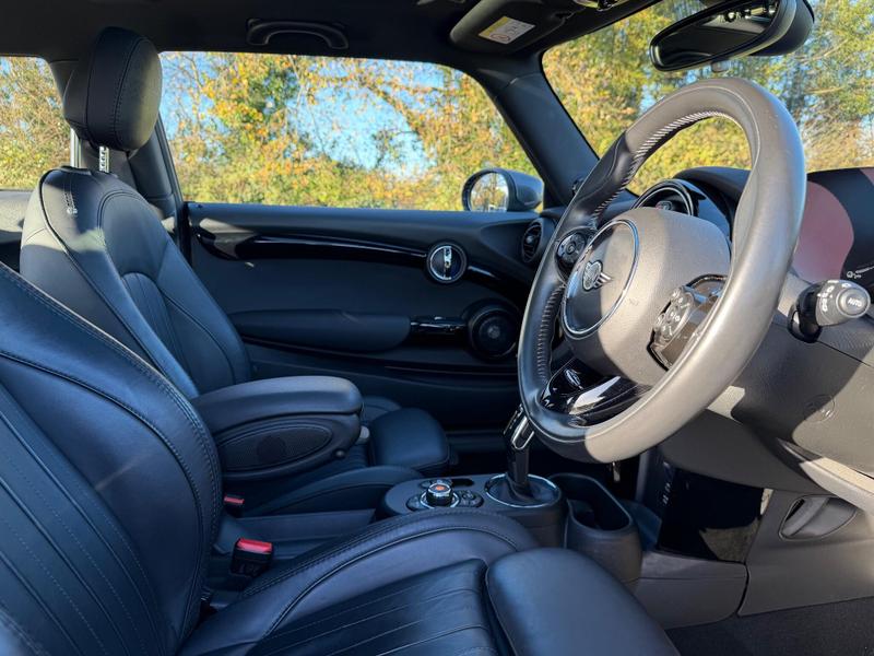 Used MINI Hatch 2020 for sale - 76888143: Photo 27