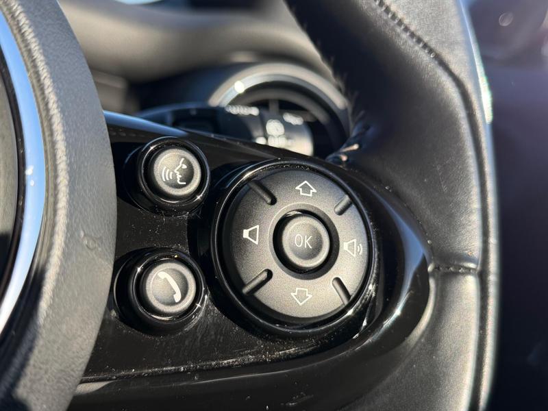 Used MINI Hatch 2020 for sale - 76888143: Photo 41