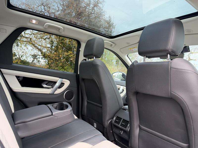 Used Land Rover Discovery Sport 2023 for sale - 76888130: Photo 13