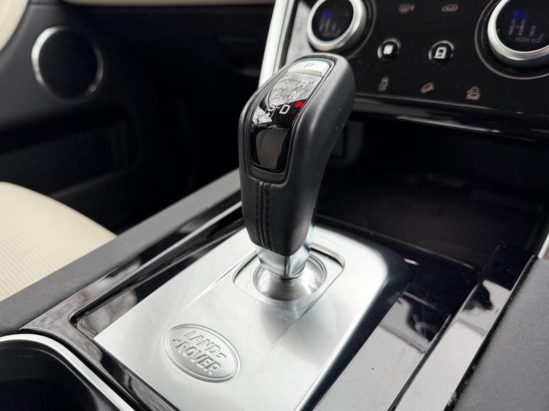 Used Land Rover Discovery Sport 2023 for sale - 76888130: Photo 20