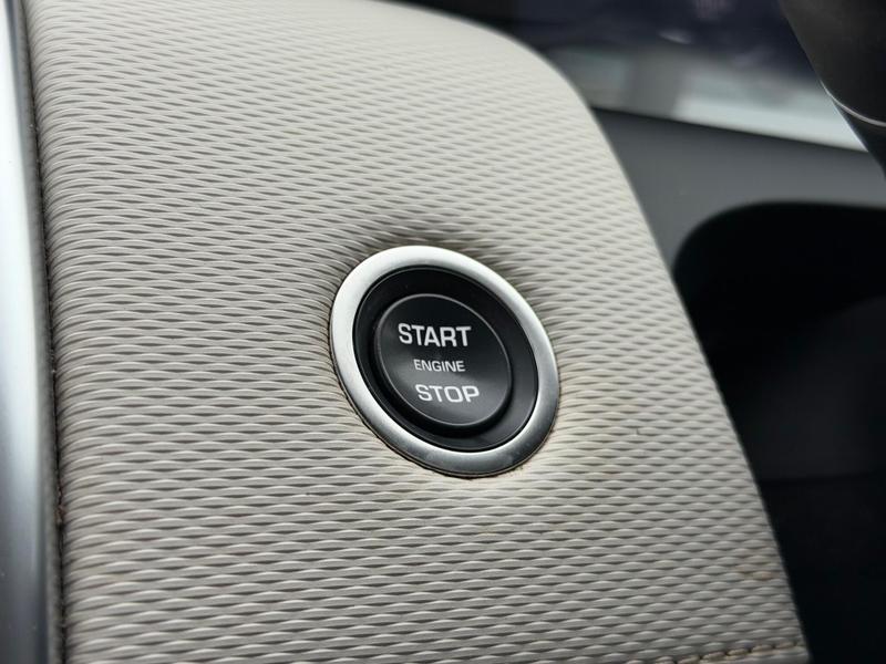 Used Land Rover Discovery Sport 2023 for sale - 76888130: Photo 28