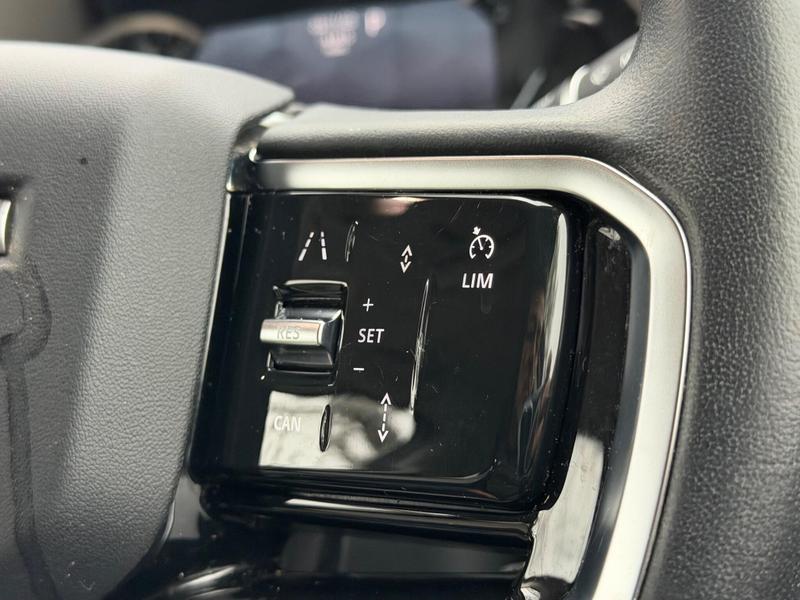 Used Land Rover Discovery Sport 2023 for sale - 76888130: Photo 30