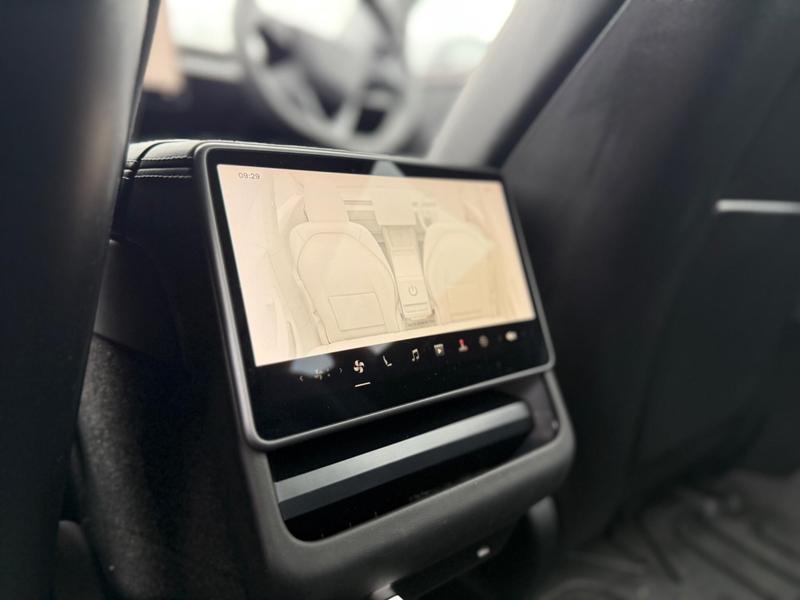 Used Tesla Model 3 2024 for sale - 76888212: Photo 27