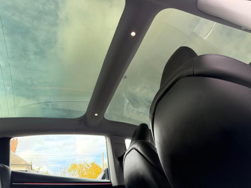 Used Tesla Model 3 2024 for sale - 76888212: Photo 5