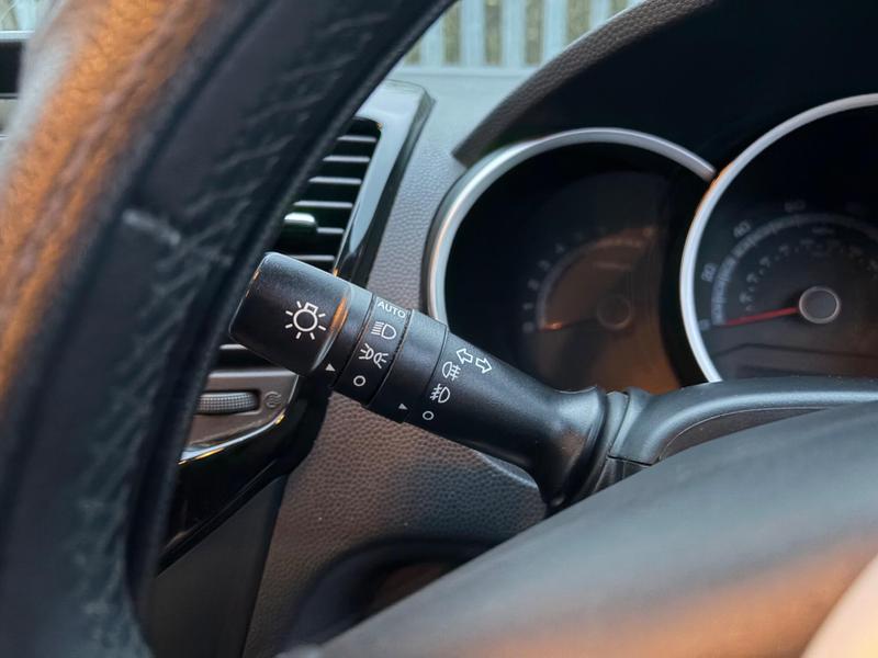 Used Kia Venga 2015 for sale - 77071628: Photo 32