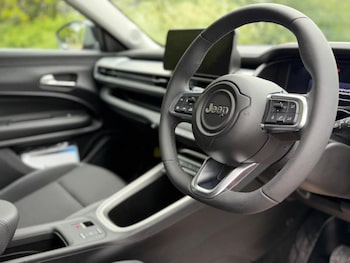 Used Jeep Avenger 2025 for sale - 78742729: Photo