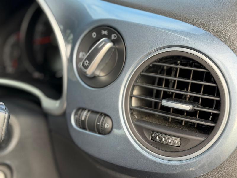 Used Volkswagen Beetle 2017 for sale - 76888206: Photo 28