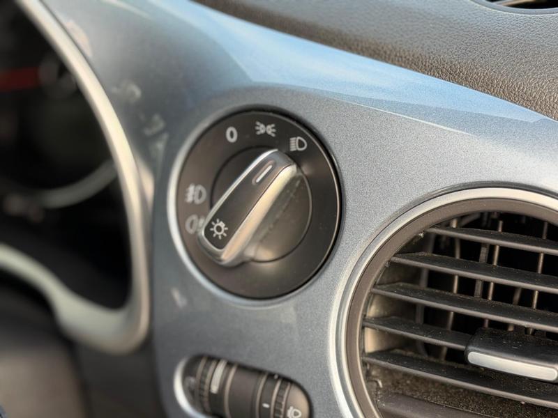 Used Volkswagen Beetle 2017 for sale - 76888206: Photo 30