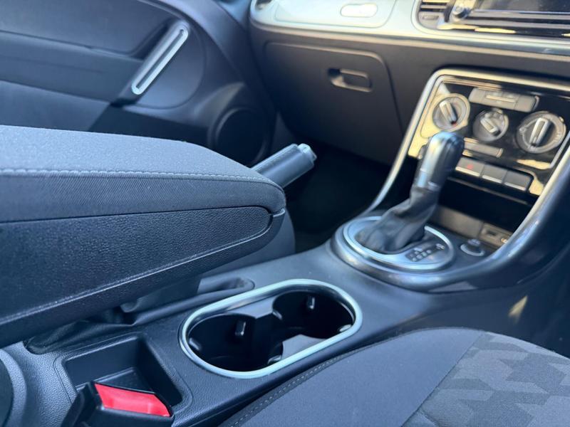 Used Volkswagen Beetle 2017 for sale - 76888206: Photo 53