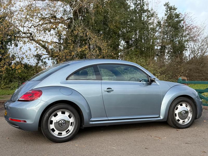 Used Volkswagen Beetle 2017 for sale - 76888206: Photo 8