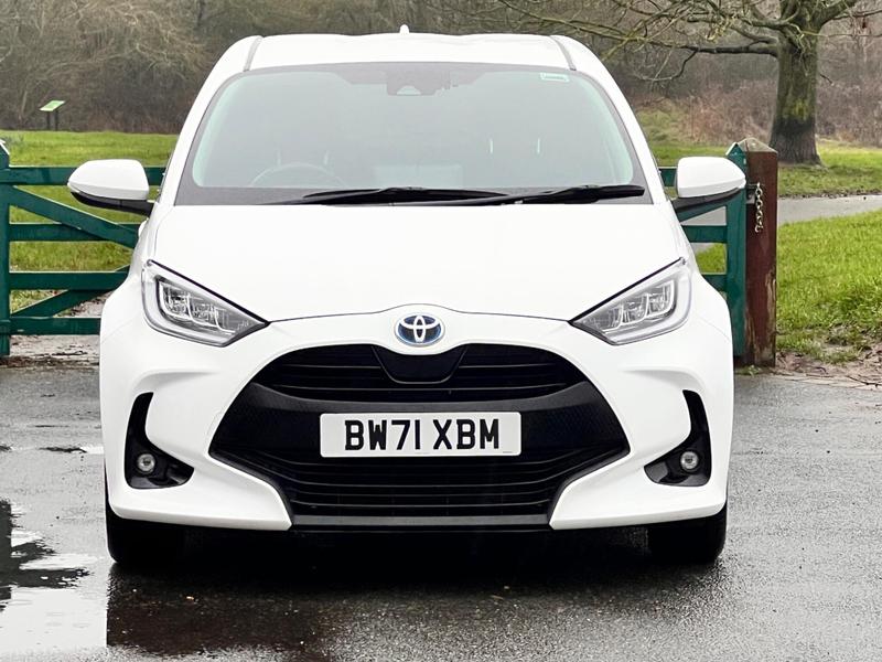 Used Toyota Yaris 2022 for sale - 77462381: Photo 2