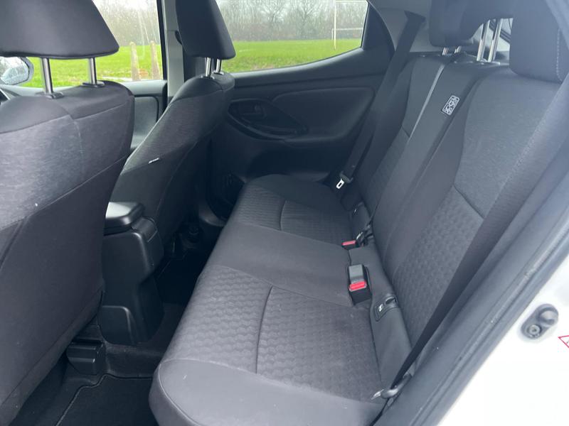 Used Toyota Yaris 2022 for sale - 77462381: Photo 25