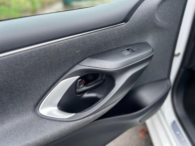 Used Toyota Yaris 2022 for sale - 77462381: Photo 30