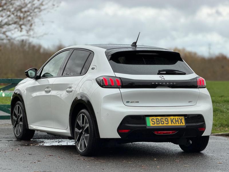 Used Peugeot 208 2020 for sale - 76888177: Photo 5