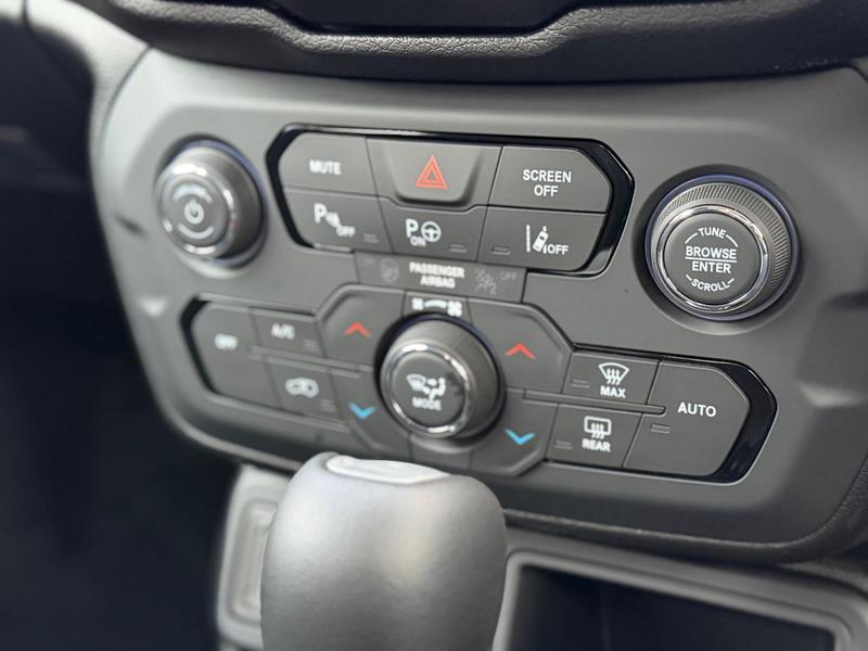 Used Jeep Renegade 2025 for sale - 76888161: Photo 53