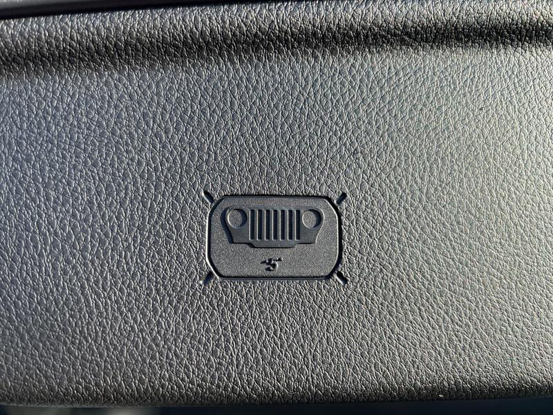 Used Jeep Compass 2024 for sale - 76941288: Photo 30