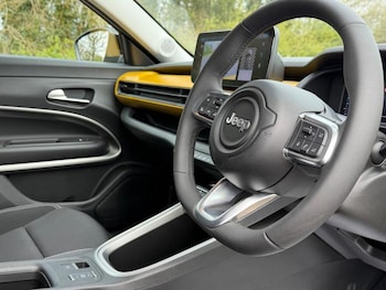 Used Jeep Avenger 2024 for sale - 78575237: Photo
