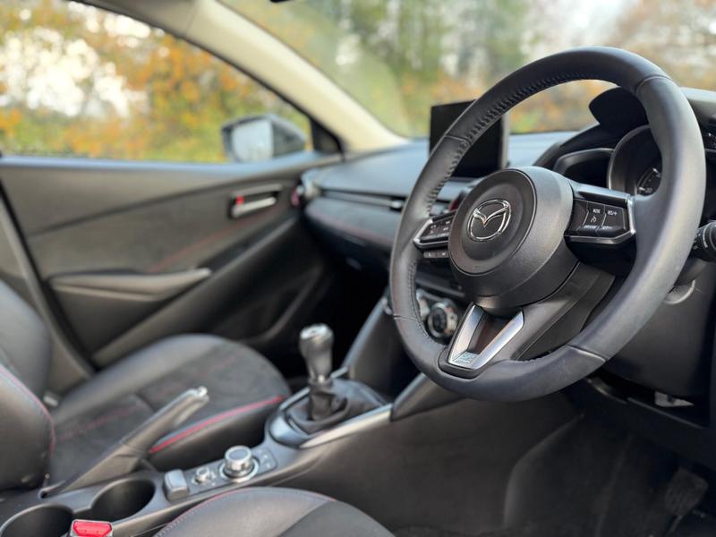 Used Mazda Mazda2 2023 for sale - 76888188: Photo 2