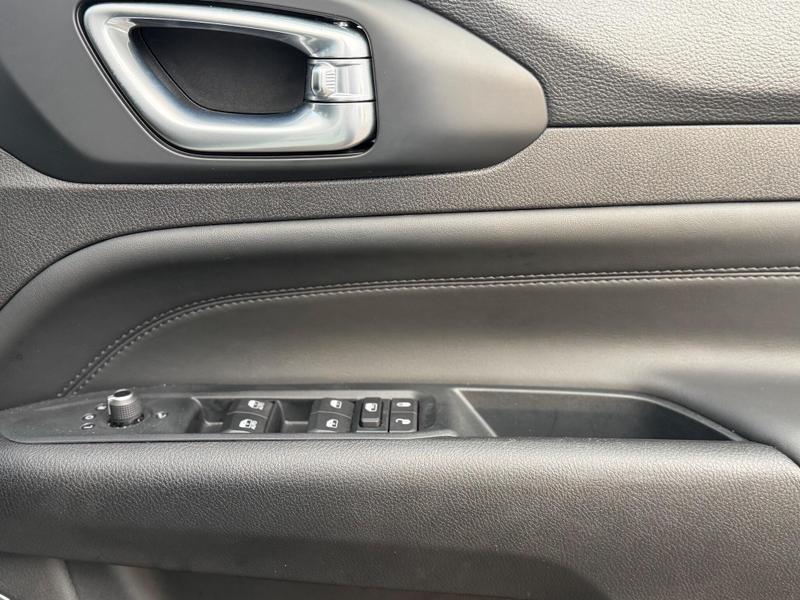 Used Jeep Compass 2024 for sale - 76888183: Photo 38