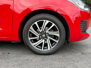 Used Suzuki Swift 2023 for sale - 79774743: Photo