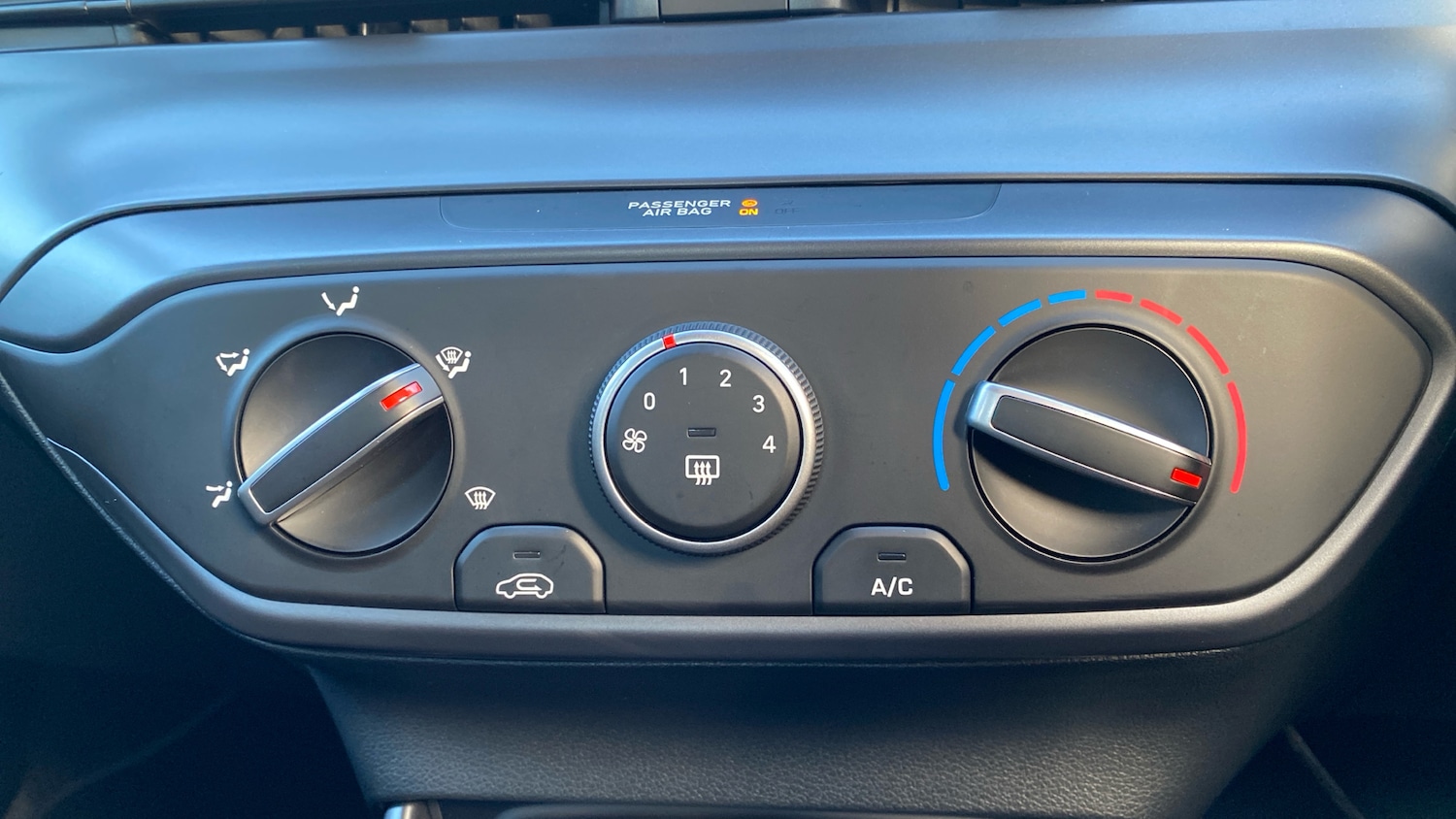 Used Hyundai i20 2024 for sale - 76681575: Photo 30