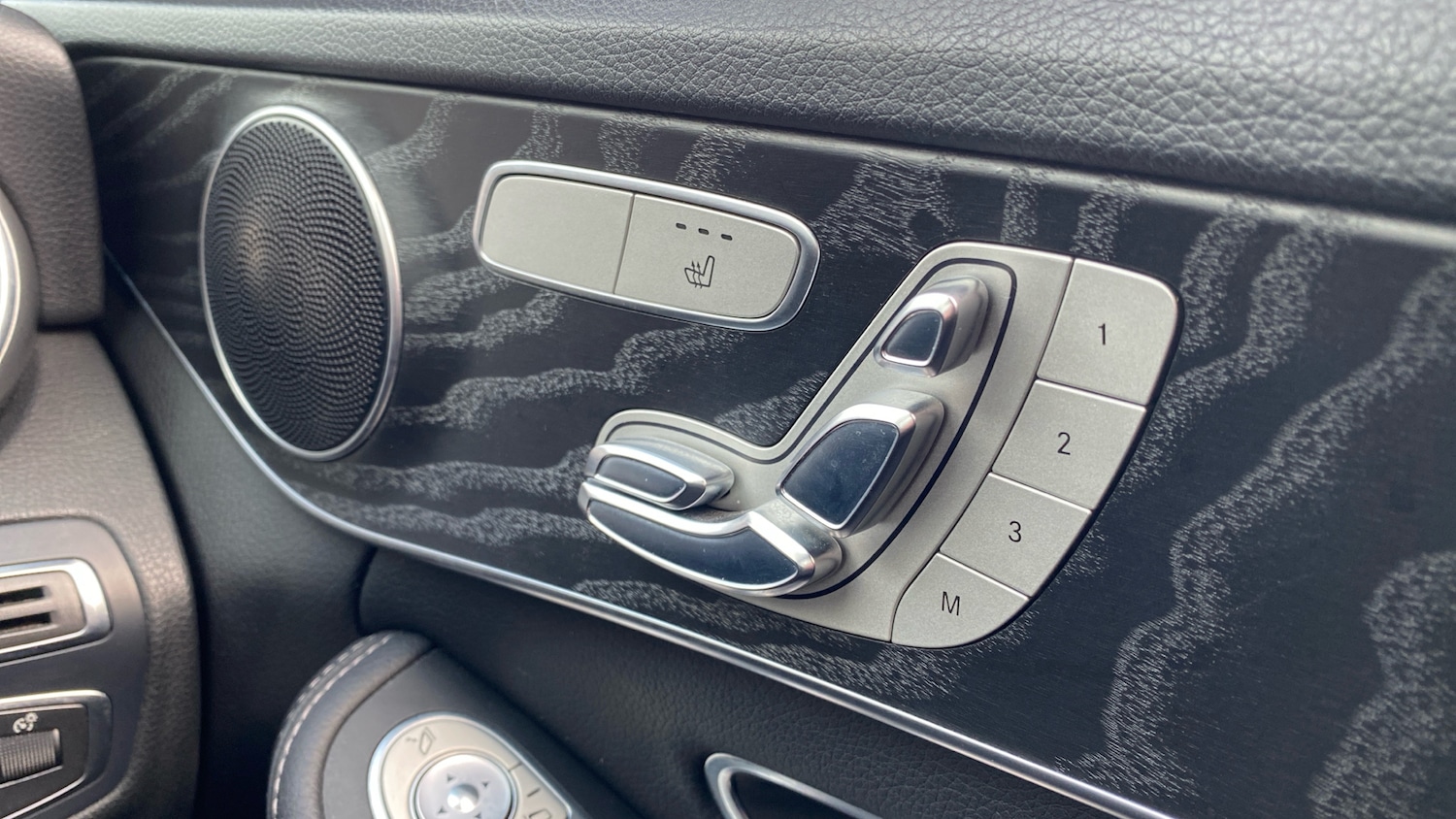 Used Mercedes-Benz C Class 2017 for sale - 76374602: Photo 20