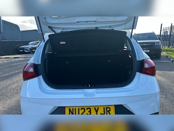 Used Hyundai i20 2023 for sale - 78198681: Photo