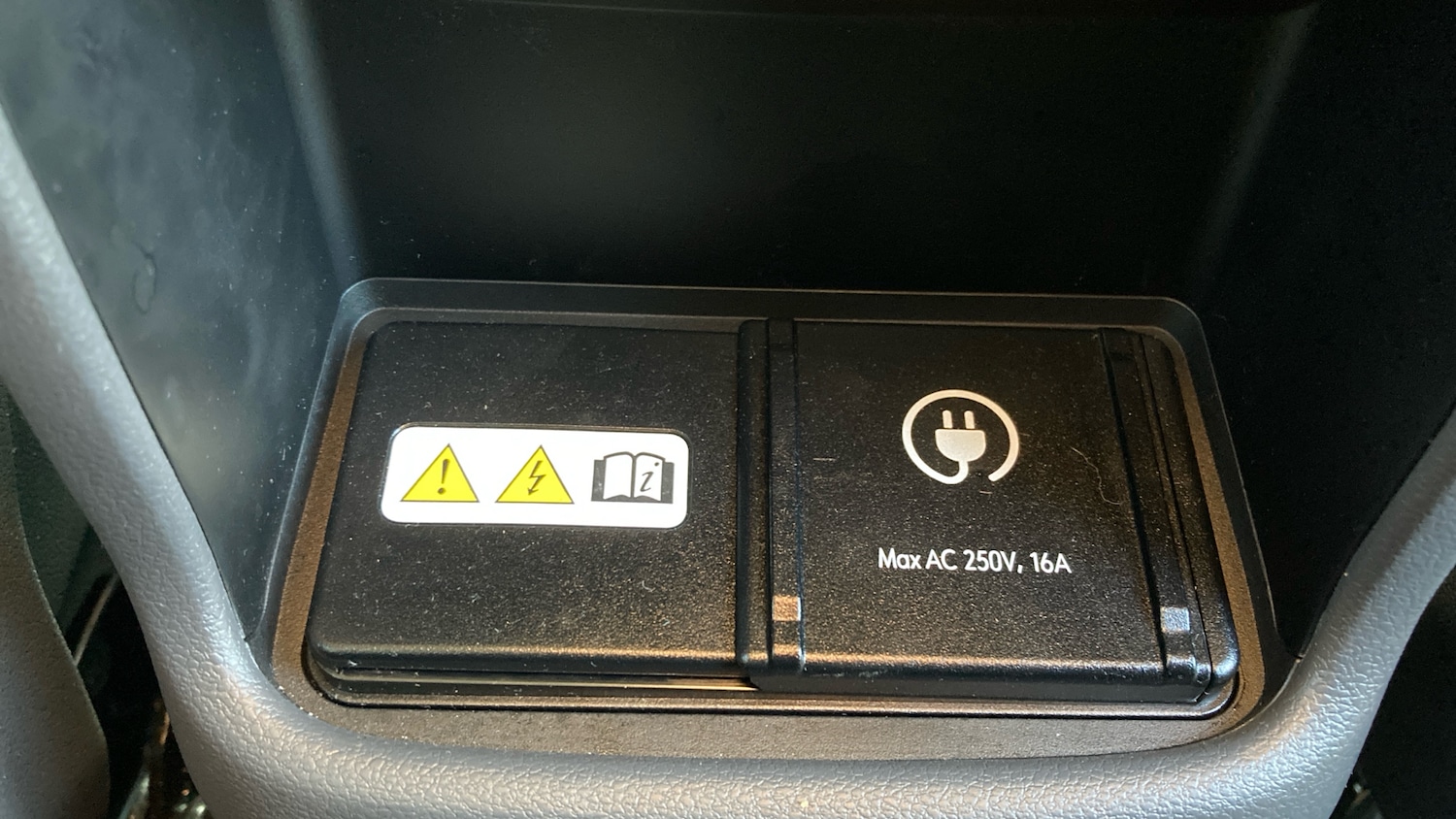 Used Hyundai KONA 2024 for sale - 76766788: Photo 21