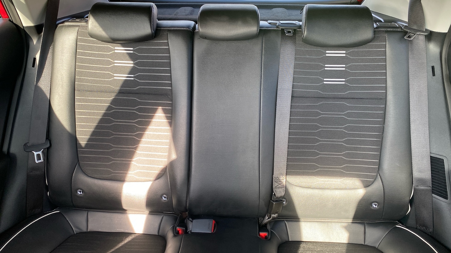 Used Kia Stonic 2022 for sale - 77676133: Photo 15