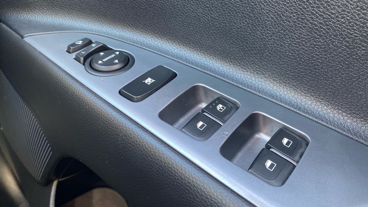 Used Kia Stonic 2022 for sale - 77676133: Photo 22