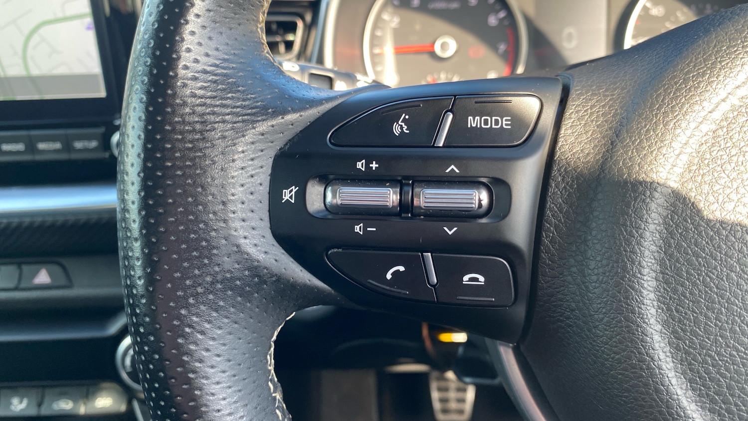 Used Kia Stonic 2022 for sale - 77676133: Photo 23