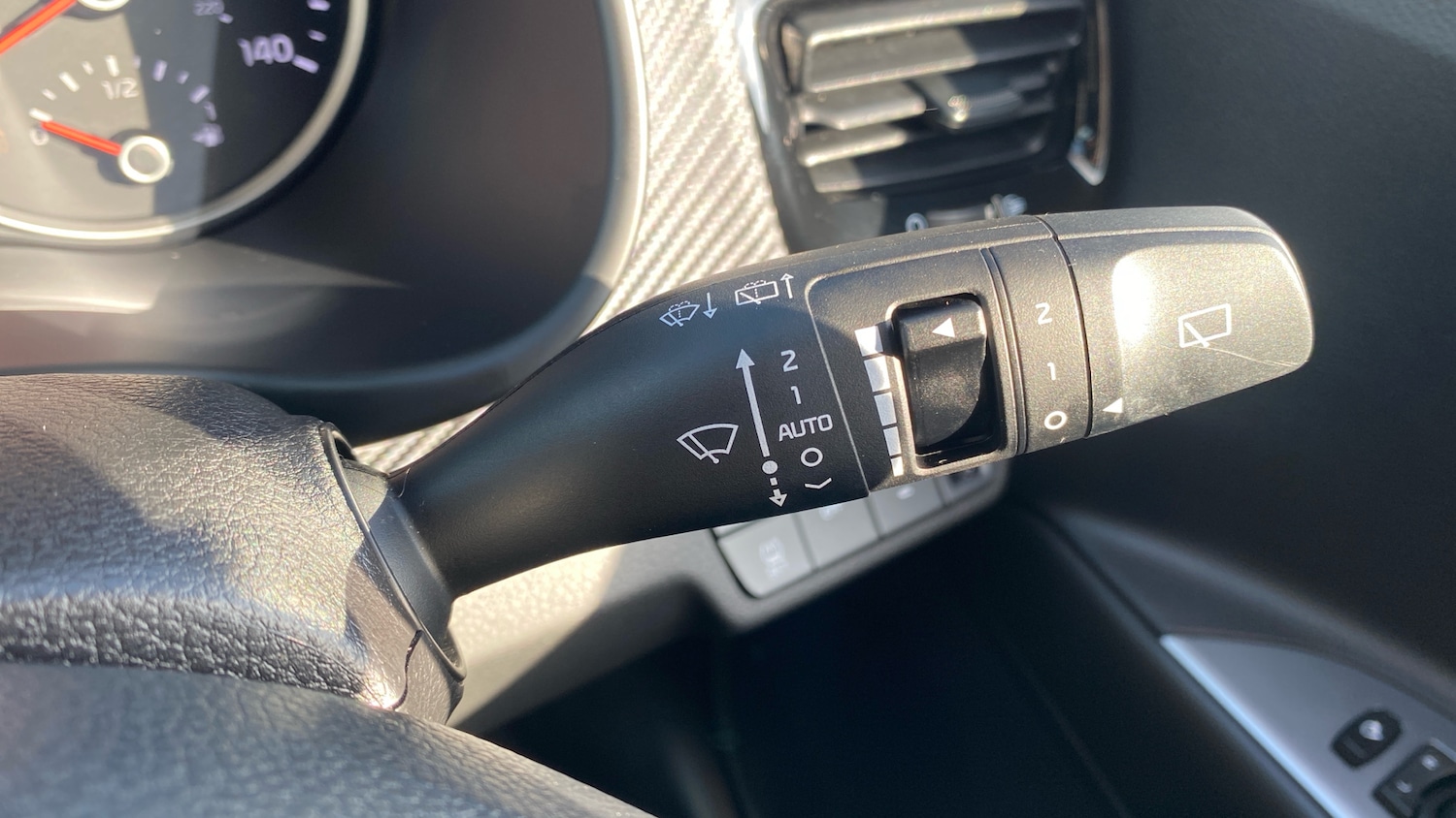 Used Kia Stonic 2022 for sale - 77676133: Photo 27