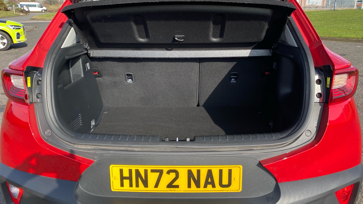 Used Kia Stonic 2022 for sale - 77676133: Photo 4