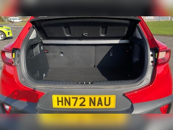 Used Kia Stonic 2022 for sale - 77676133: Photo