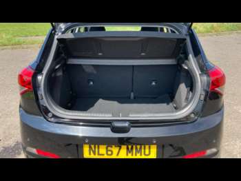 Used Hyundai i20 2017 for sale - 75274771: Photo