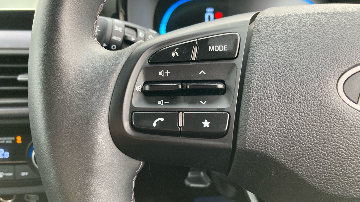 Used Hyundai i10 2024 for sale - 76493681: Photo 25