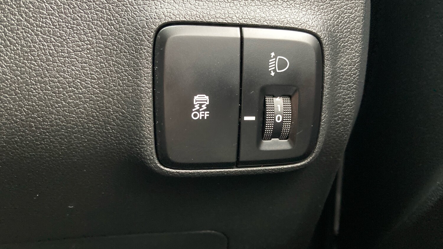 Used Hyundai i10 2024 for sale - 76493681: Photo 29