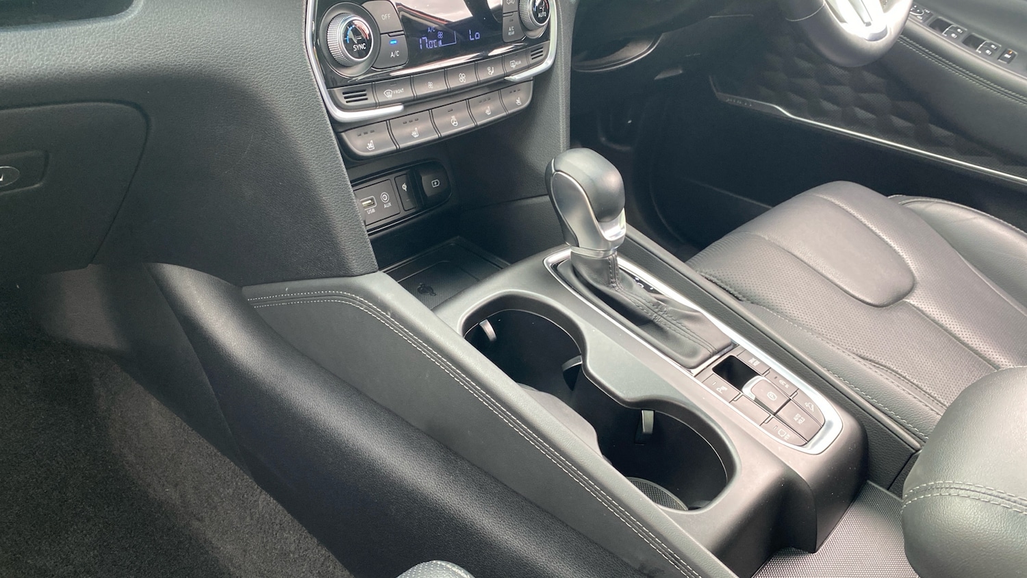 Used Hyundai Santa Fe 2019 for sale - 76194744: Photo 13